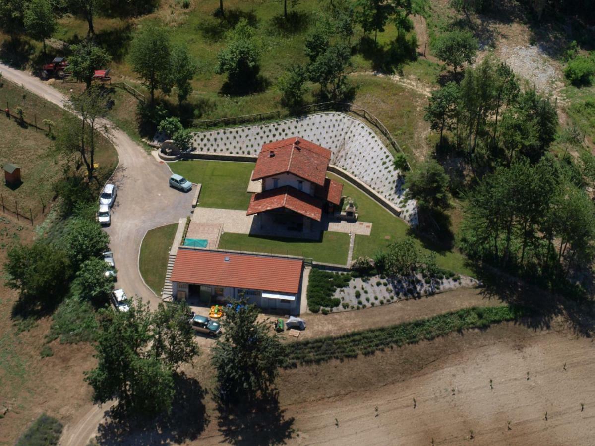 La Casetta Cerretto Langhe Εξωτερικό φωτογραφία